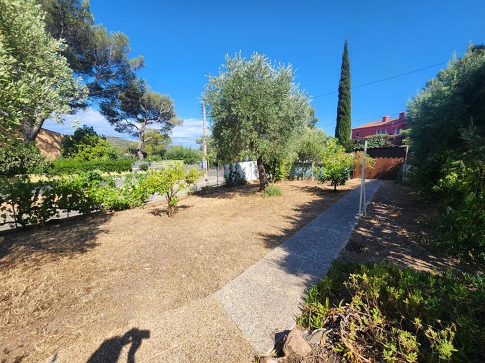 Location Maison Maison Boulouris 4 pièces 82 m2- VERANDA- SOUS-SOL- JARDIN Saint raphael
