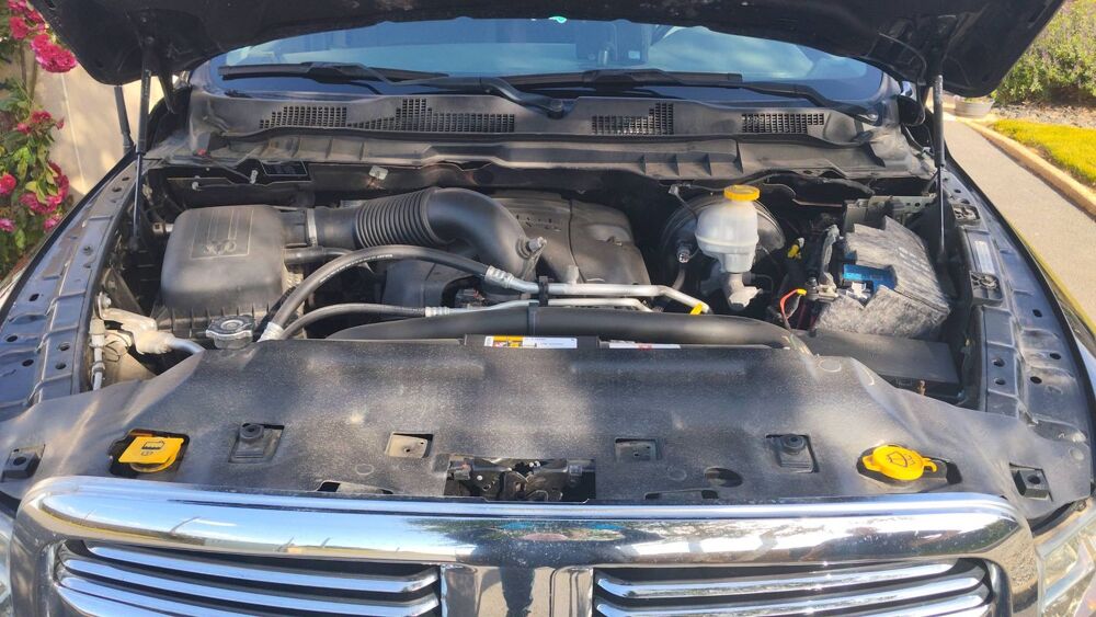 RAM 1500 5.7 V8 HEMI 400 4X2 BVA9 Extra Long Base - Automatique 2018 occasion 22400 Lamballe Armor