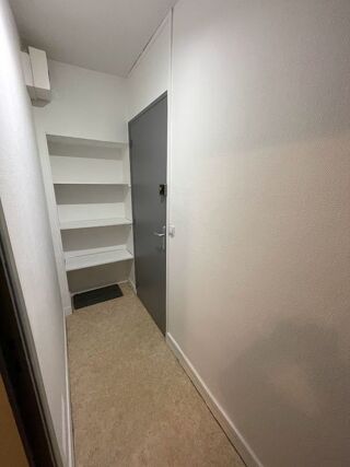  Appartement à louer 1 pièce 20 m²
