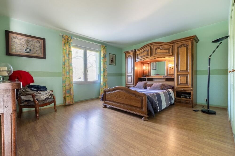 � vendre  Villa Moret-sur-Loing (77250)