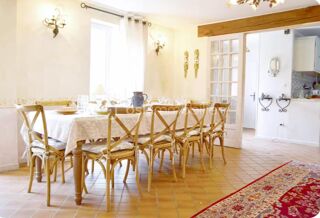  Propriété/château à vendre 8 pièces 225 m²