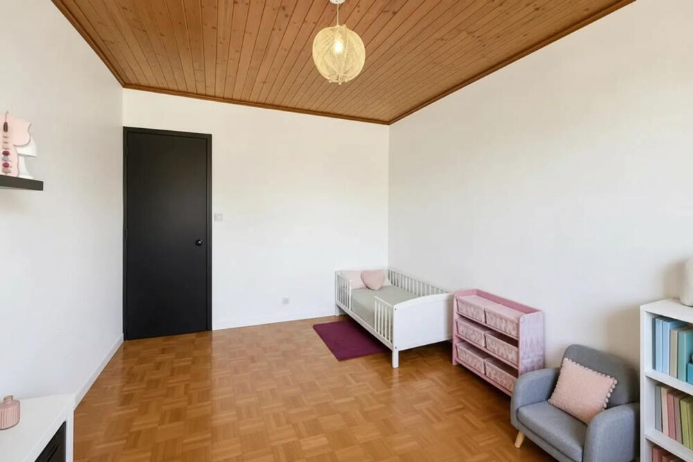 Maison de 6 pièces de 205 m² à Usinens
