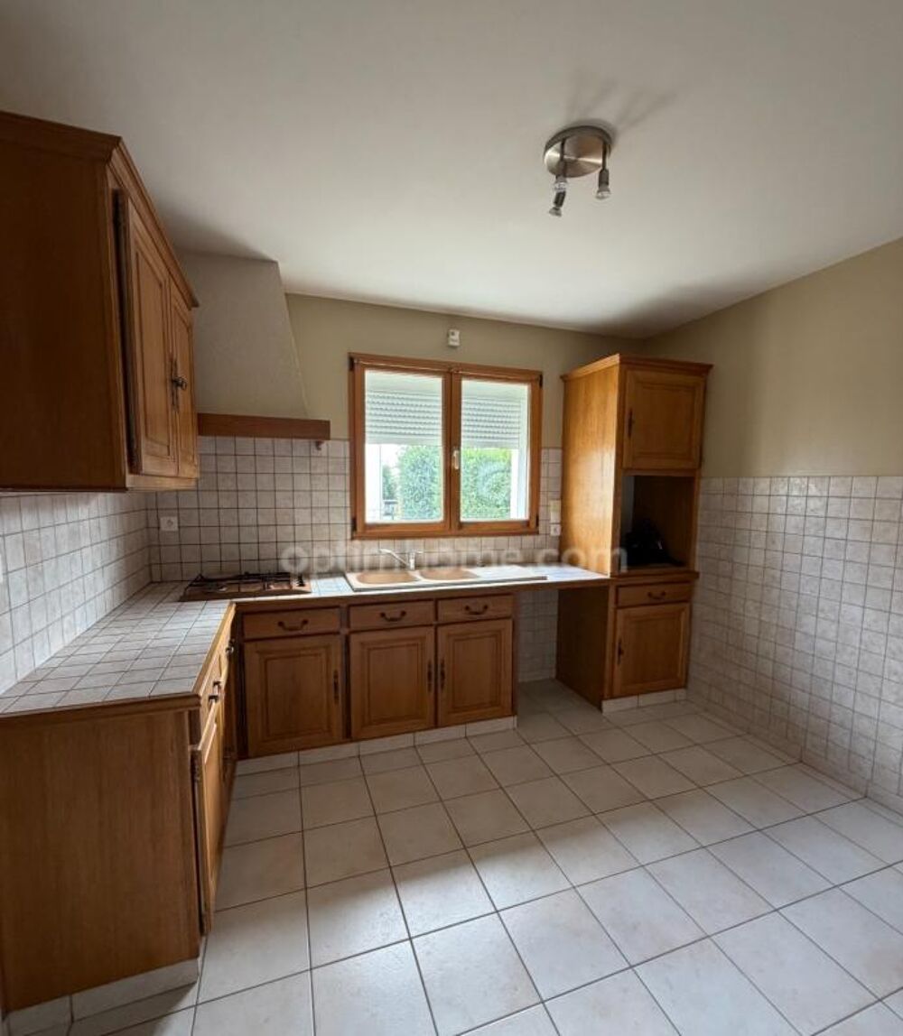 Brie. Maison 90 m² avec garage et jardin
