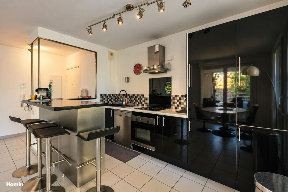 Vente Appartement Appartement T3 de 74 m² à Marseille 13012, Allée des Vaudrans Marseille 12