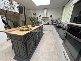  Maison � vendre 5 pi�ces 215 m�