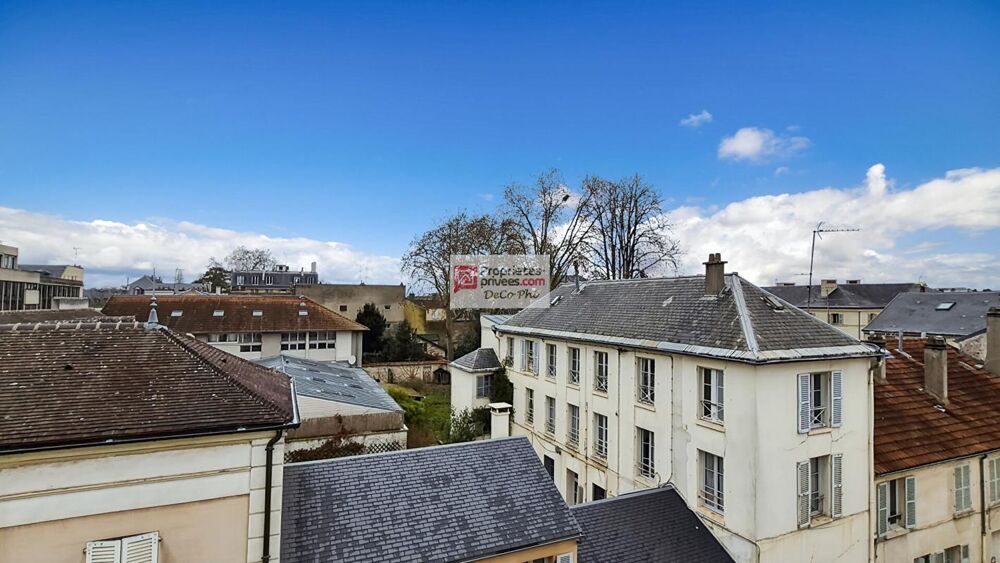 Vente Appartement Appartement  en TBE  3 pièces  62 m2  calme et vue dégagée Versailles