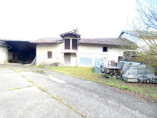  Immeuble à vendre 5 pièces 160 m²