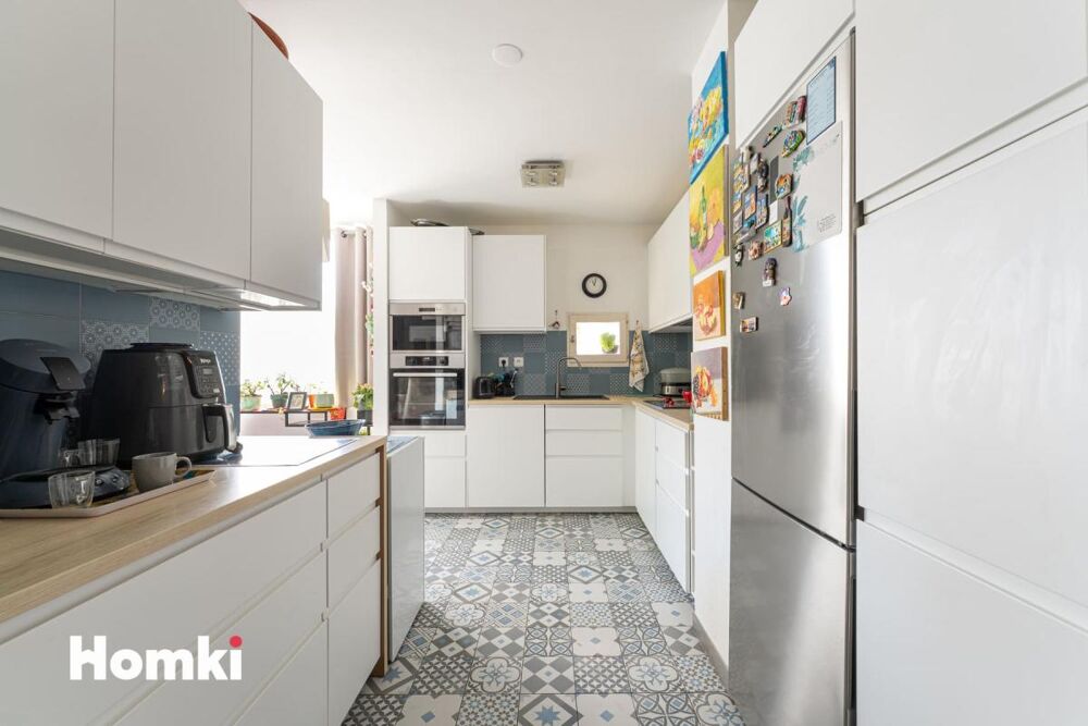Vente Appartement Appartement T3 de 82 m² à Plan-de-Cuques 13380, Boulevard Ange Delestrade Plan de cuques