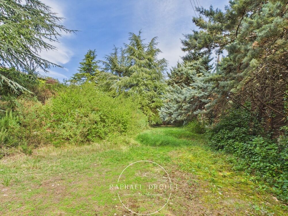 Vente Maison AU CŒUR DE LA CAMPAGNE DU LUBERON – PROPRIETE DE 208 M2 AVEC PISCINE SUR 5600 M2 DE TERRAIN Apt