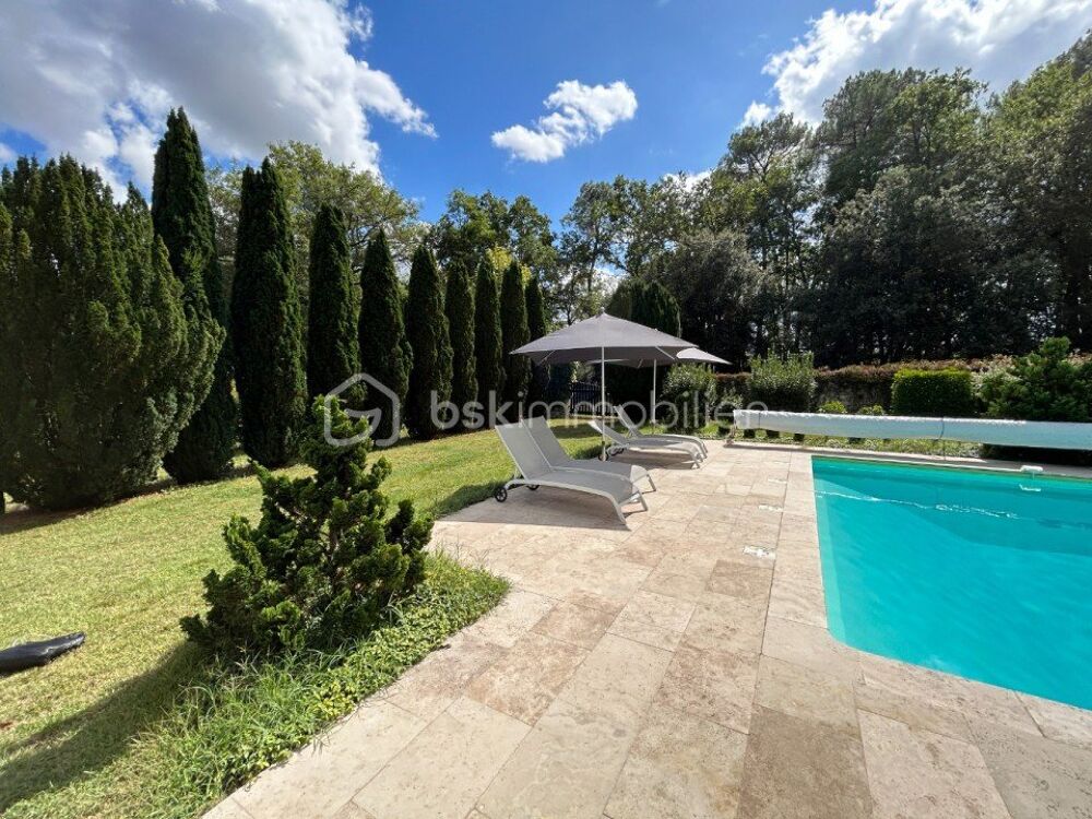 � vendre  Propri�t�/ch�teau Bordeaux (33000)