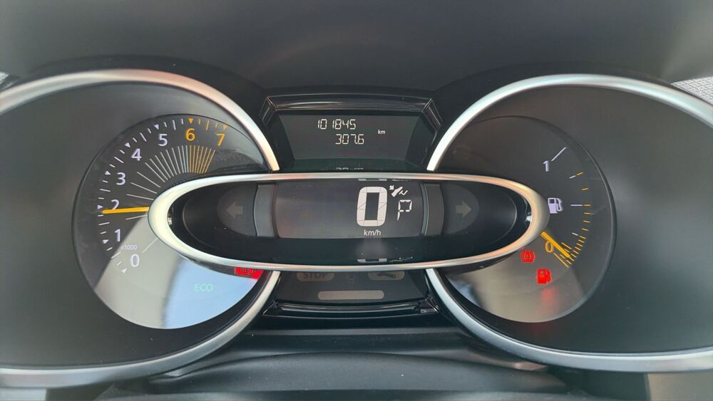 Clio 1.2 TCe 120 EDC6 Iconic 2015 occasion 42150 La Ricamarie
