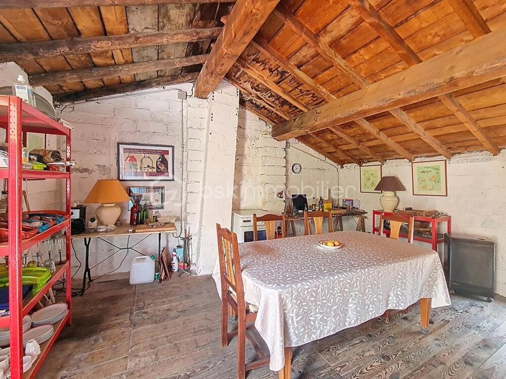 Vente Maison MAISON DE VILLAGE AVEC TERRASSE, 4 CHAMBRES ET DEPENDANCE Olette