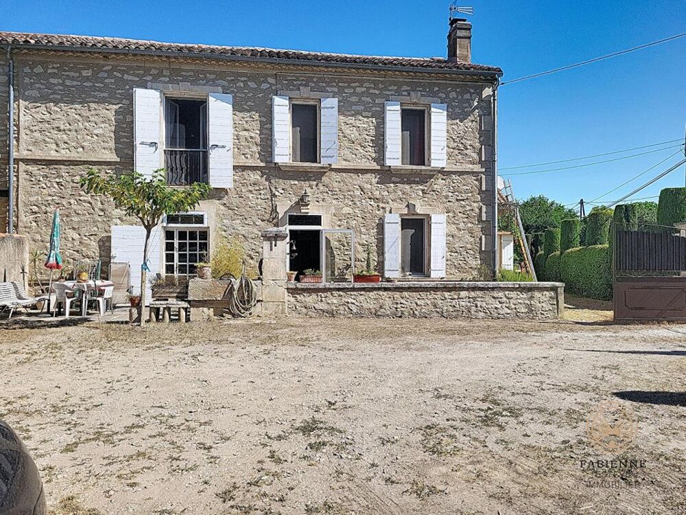 MAS DE CARACTERE en campagne 150m2 habitable Terrain 560m2