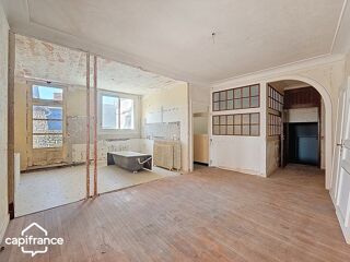  Immeuble � vendre 11 pi�ces 330 m�