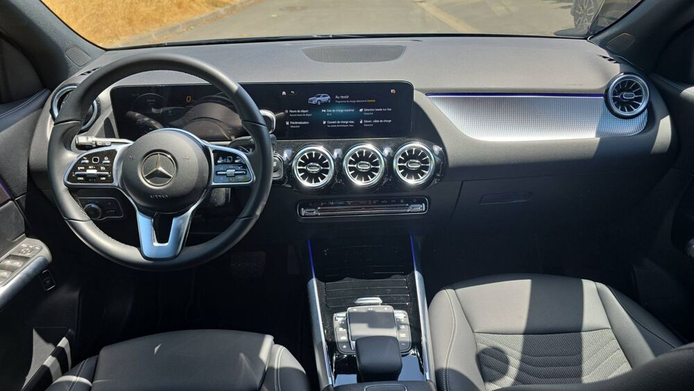 Classe E EQA 70 kWh 250+ &Eacute;dition - Premi&egrave;re main Garantie constructeu 2023 occasion 17000 La Rochelle