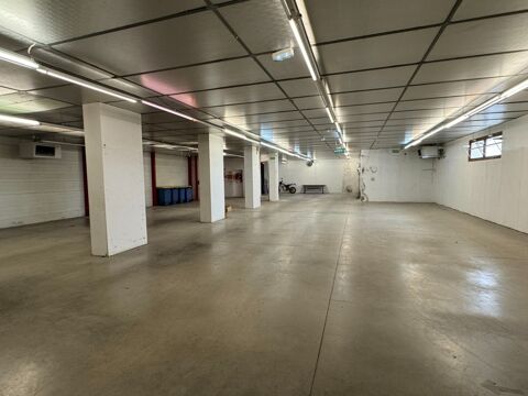   LOCAL COMMERCIAL 335 m² AVEC GRAND PARKING – BUIRE (02500) 