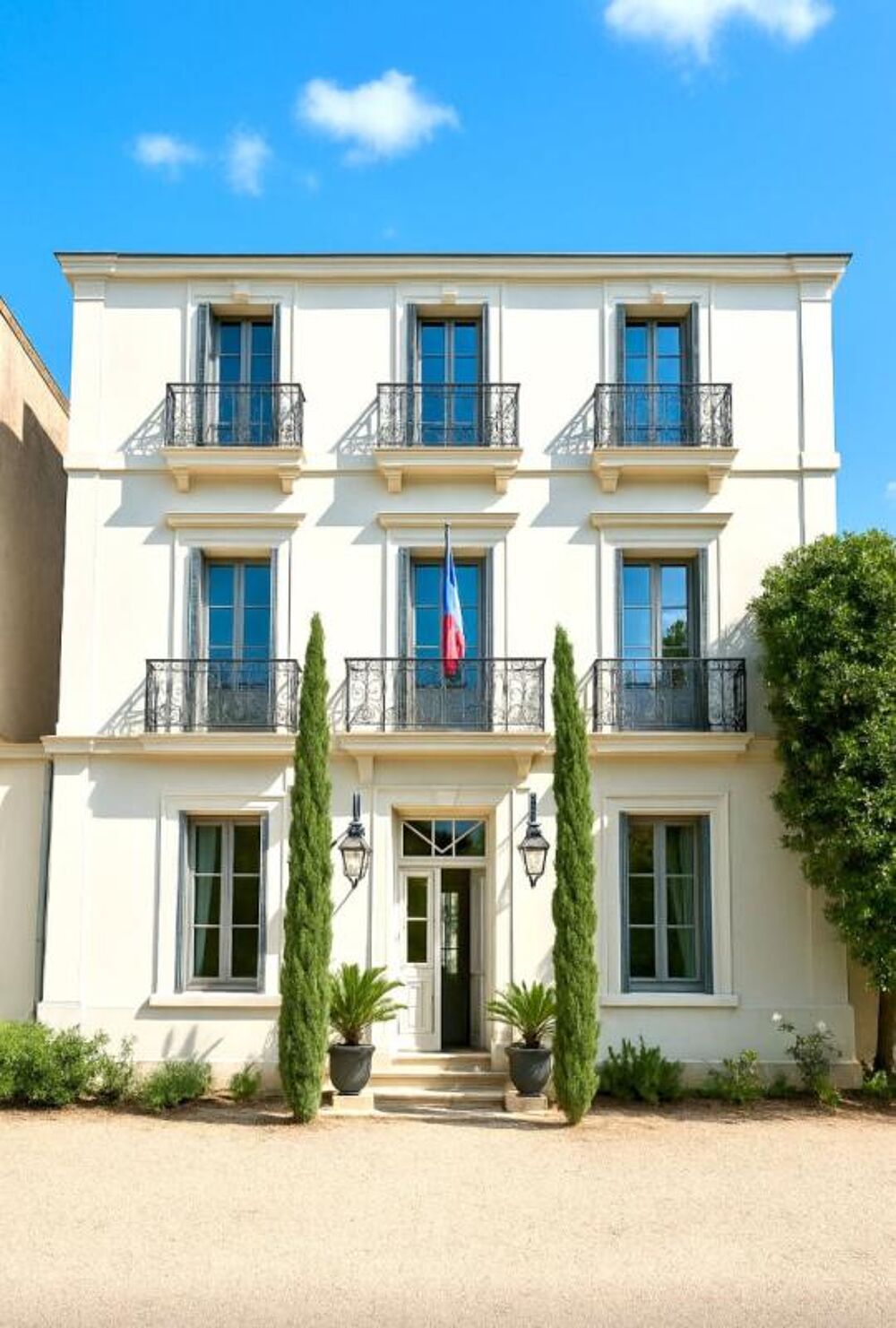 Vente Maison Immeuble de rapport 400m² à Béziers, 6 apparts meublés haut de gamme Beziers