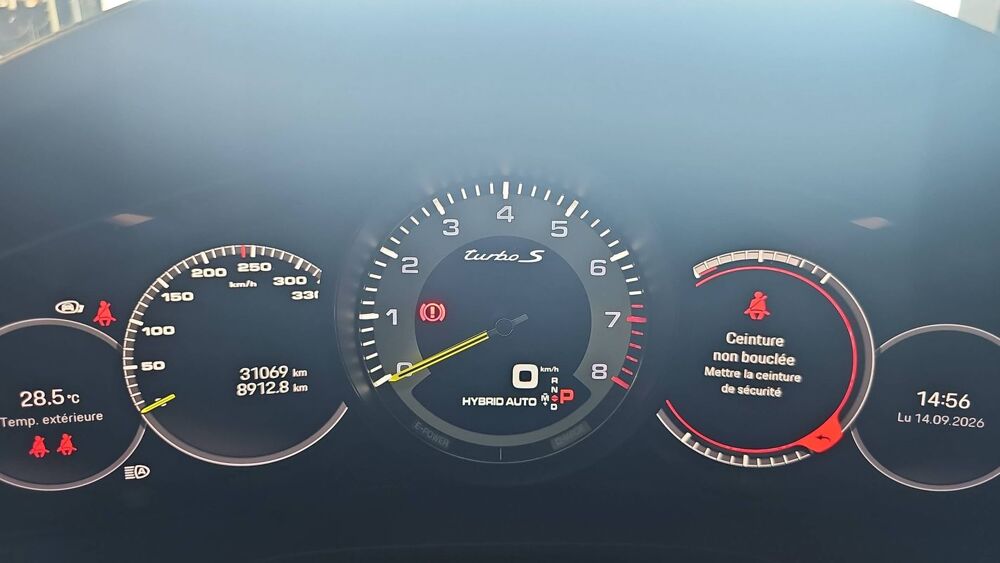 Cayenne 4.0 V8 e-Hybrid 680 BVA8 Turbo S Pack Gt - Automatique 2023 occasion 49300 Cholet