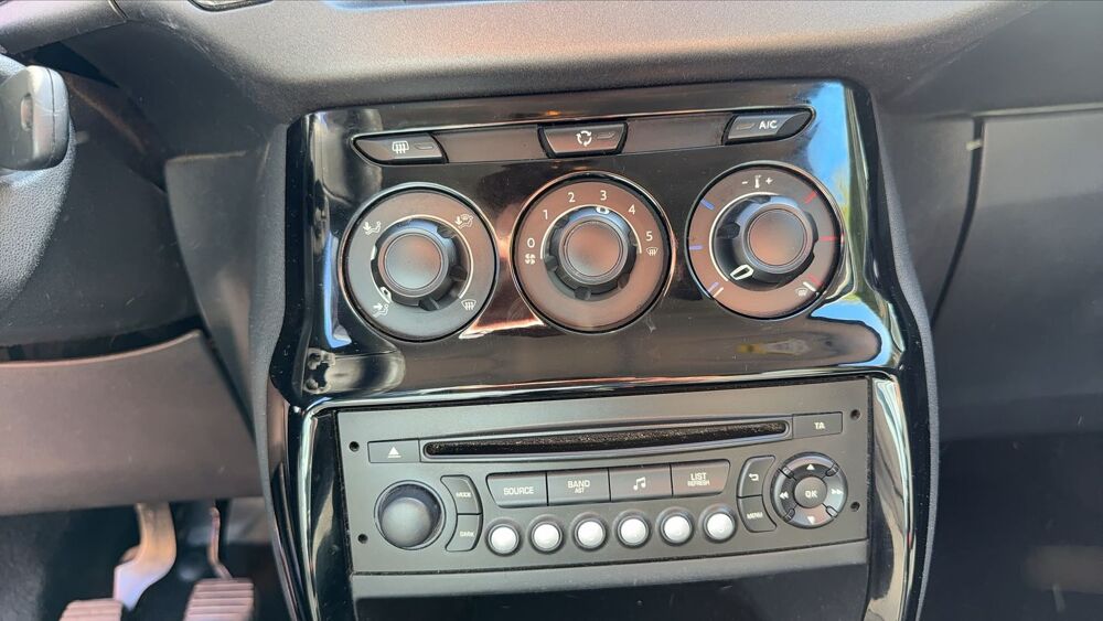 C3 1.4 HDi 70 Exclusive 2015 occasion 69480 Anse