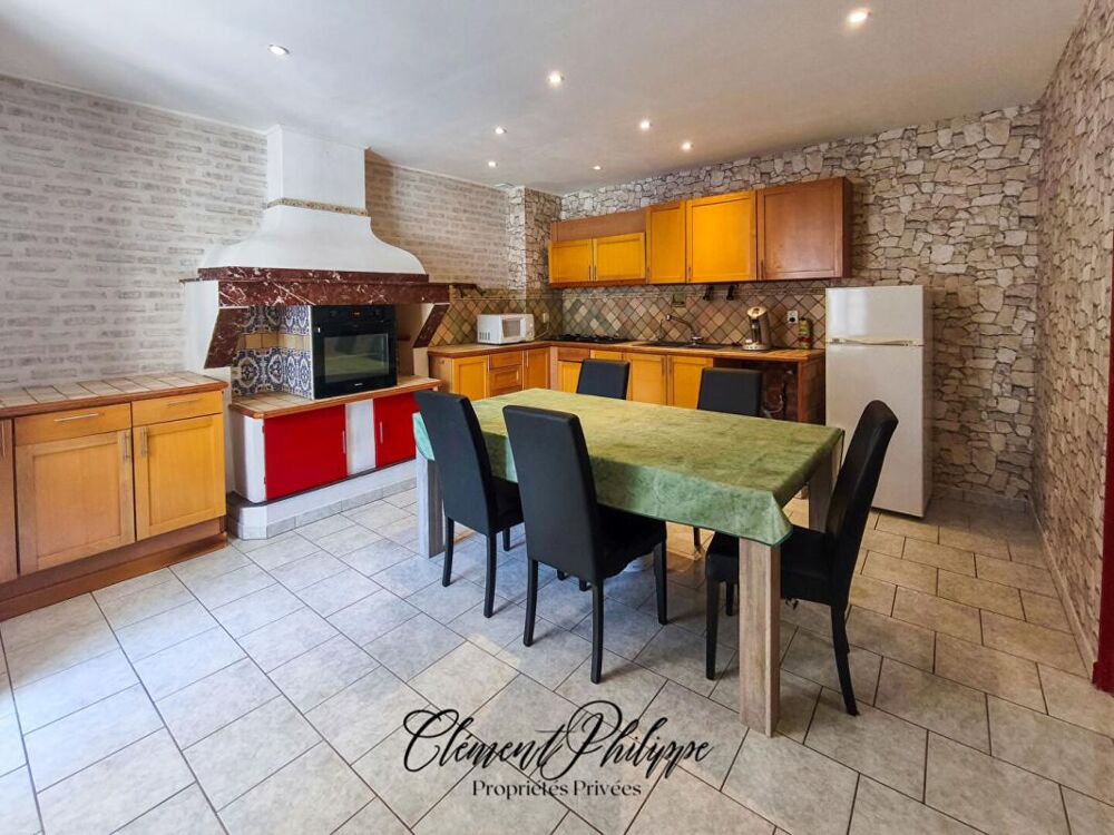 Vente Maison Capendu - Maison de caractère 136 m² avec double garage et jardin Trebes