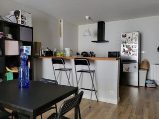  Appartement à louer 2 pièces 61 m²