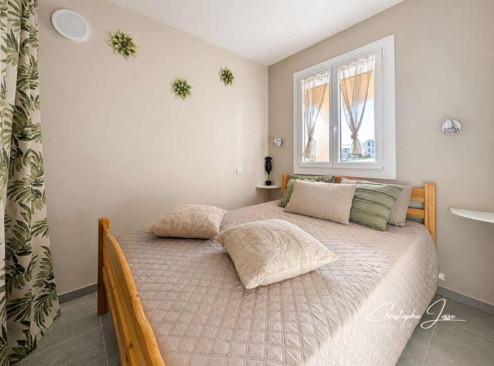 Vente Appartement Grand T2 climatisé avec terrasse vue mer accès direct plage Port leucate