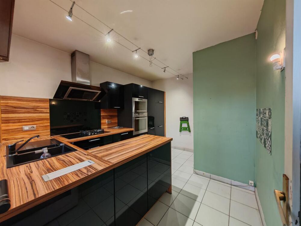 Exclusivité à Weyersheim  Maison familiale 165 m² - 8 pièces - 4 Chambres - Grand garage