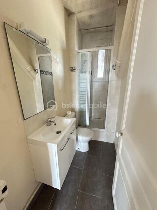  Appartement à louer 3 pièces 50 m²