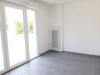  Appartement à louer 1 pièce 32 m²