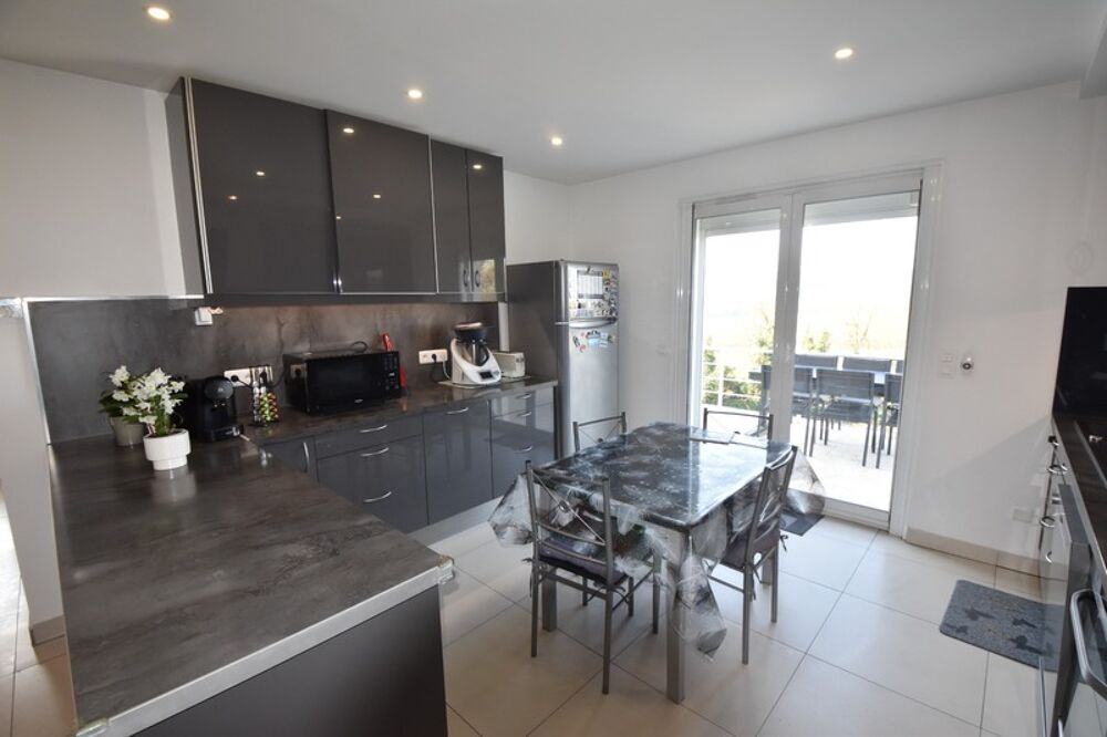 � vendre  Maison Saint-Chef (38890)