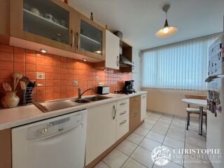  Appartement à louer 5 pièces 90 m²