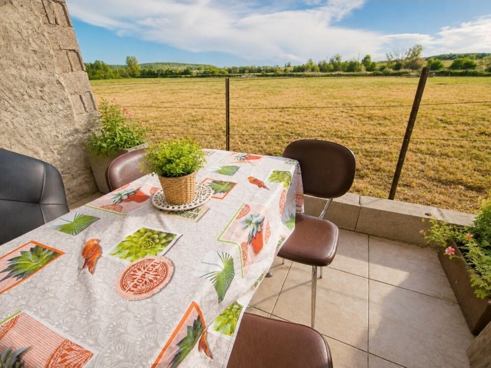Vente Immeuble MAISON / IMMEUBLE à vendre  Secteur CHATENOIS (88) 2 APPARTEMENTS T3 & T4 loués Rentabilité 9,6 % Chatenois