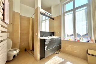  Maison � vendre 9 pi�ces 263 m�