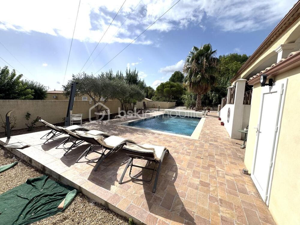 VILLA 136m² PLAIN PIED 3 CHAMBRES PISCINE