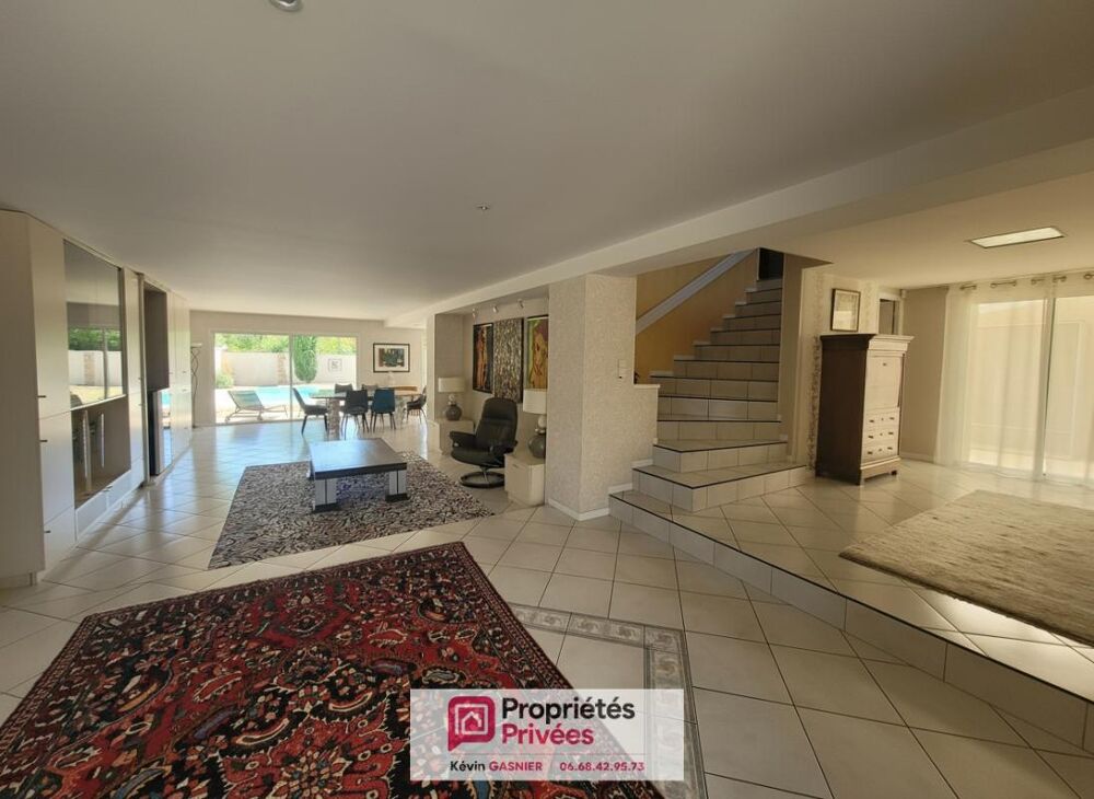 Vente Maison GOND PONTOUVRE (16160) : Maison de 204m2 avec piscine Gond pontouvre