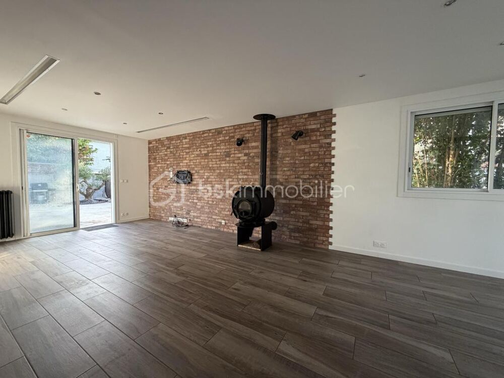 Vente Maison MAISON FAMILIALE RÉNOVÉE AVEC PRESTATIONS HAUT DE GAMME – 5 CHAMBRES - 157m2 Nantes