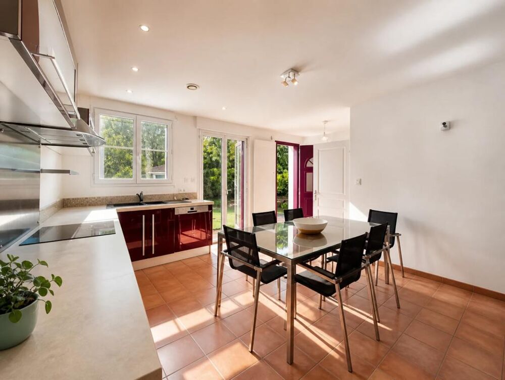 Vente Maison Maison de 142 m2 charmante et entretenue La roche sur yon