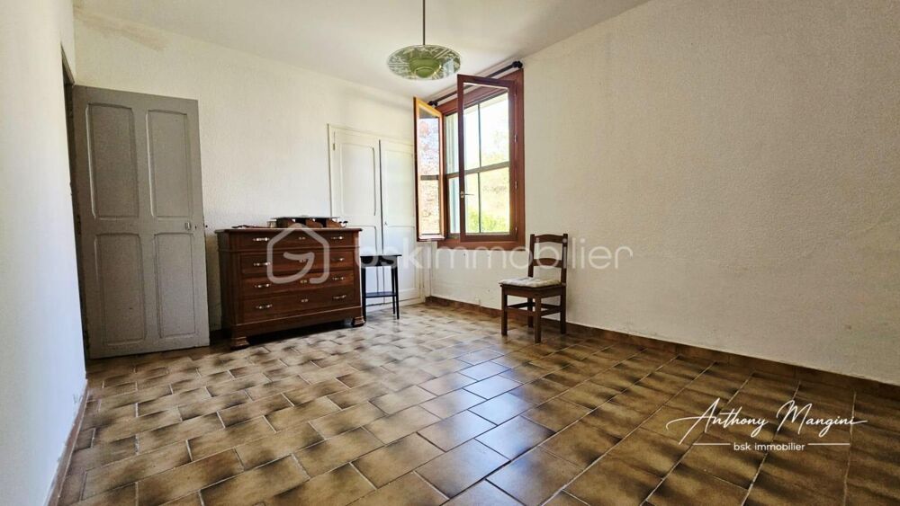 Vente Maison Authentique mas en pierre de 1860 avec ancien chai et beaux volumes Saint gilles