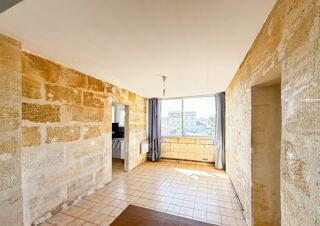  Immeuble � vendre 14 pi�ces 318 m�