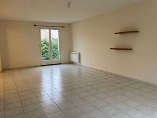  Maison à louer 6 pièces 110 m²