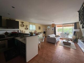  Maison à louer 3 pièces 75 m²