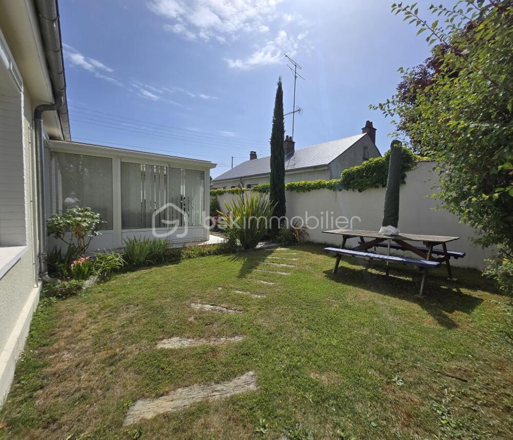 Vente Maison Plain-pied 113 m² - Véranda de 20 m² - Jardin clos - Stationnement 5 véhicules La chapelle saint mesmin