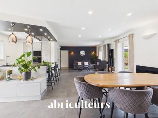  Maison � vendre 6 pi�ces 194 m�