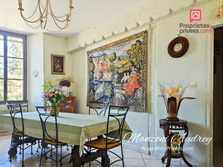  Propriété/château à vendre 12 pièces 1456 m²