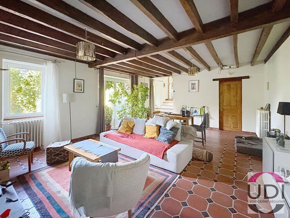 Vente Propriété/Château Belle demeure à vendre à Lépinas Lepinas