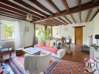  Propriété/château à vendre 6 pièces 158 m²