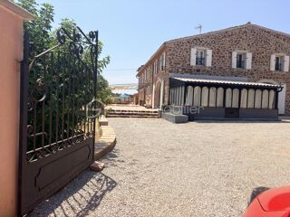  Propriété/château à vendre 11 pièces 420 m²