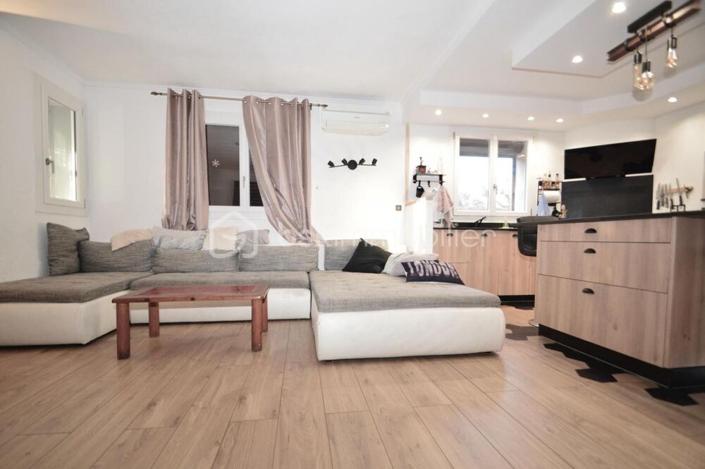 Villa T7 avec jardin, piscine et garage