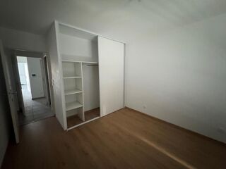  Appartement à louer 4 pièces 78 m²
