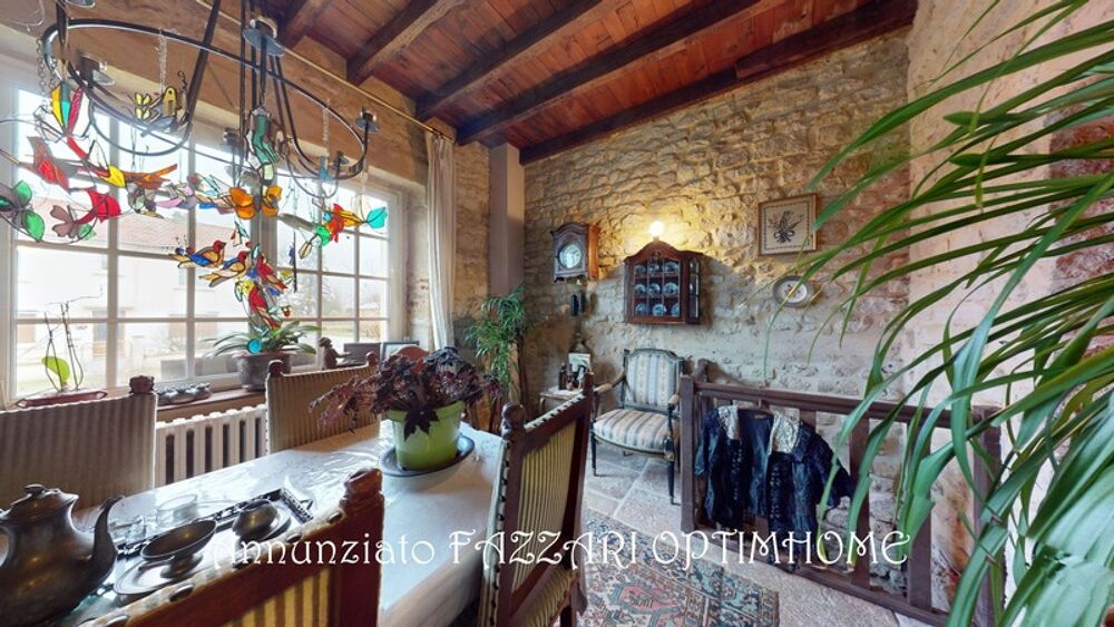 Vente Propriété/Château EXCLUSIVITÉ – Propriété de caractère / Petit château du XVIII? siècle à Mouzay (55) – 503 m² habitables – Proche Belgique, Luxem Mouzay